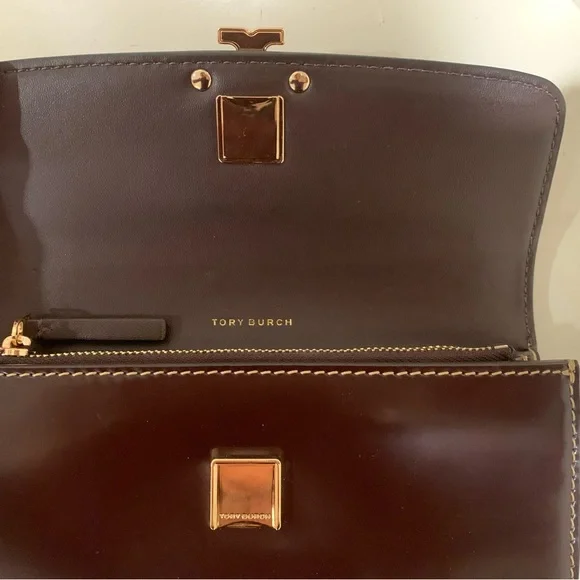 Tory Burch Dark Burgundy Leather Clutch Wallet with Gold Logo Emblem - NEW - Picture 3 of 5